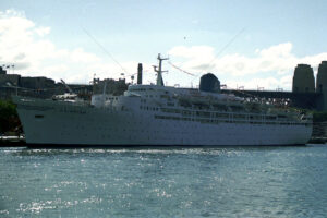 Fairstar Australia Cruise Ship 6" x 4" Photo Print