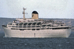 Fairstar Australia Cruise Ship 6" x 4" Photo Print