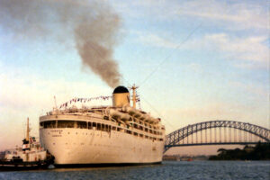 Fairstar Australia Cruise Ship 6" x 4" Photo Print