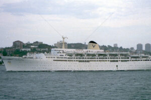 Fairstar Australia Cruise Ship 6" x 4" Photo Print