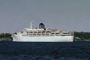 Fairstar Australia Cruise Ship 6" x 4" Photo Print