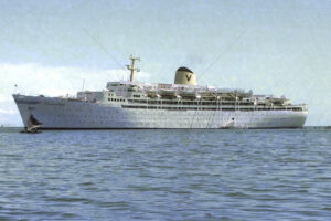 Fairstar Australia Cruise Ship 6" x 4" Photo Print