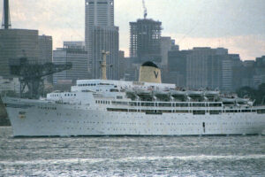 Fairstar Australia Cruise Ship 6" x 4" Photo Print