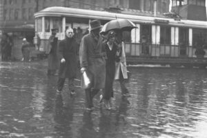 Heavy Rain In Sydney City 1935 6" x 4" Photo Print