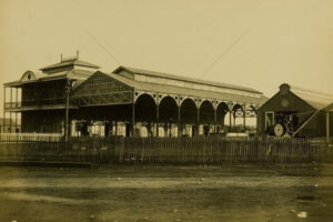 Rockhampton Railway Station 6" x 4" Photo Print