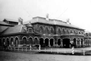 Roma Street Railway Station Brisbane 6" x 4" Photo Print