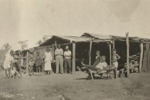 Family Group Outside One Of The Aboriginal Inland Mission Homes In Woorabinda 6" x 4" Photo Print
