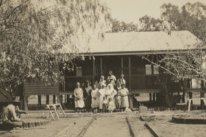 Hospital Staff With Families Outside Wards Woorabinda 6" x 4" Photo Print