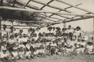 Outdoor Classroom Group Woorabinda 6" x 4" Photo Print
