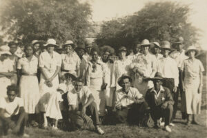 Group With Horse-Drawn Wagon Queensland 6" x 4" Photo Print