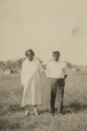 Man And Woman Beside Large Pig Woorabinda 6" x 4" Photo Print