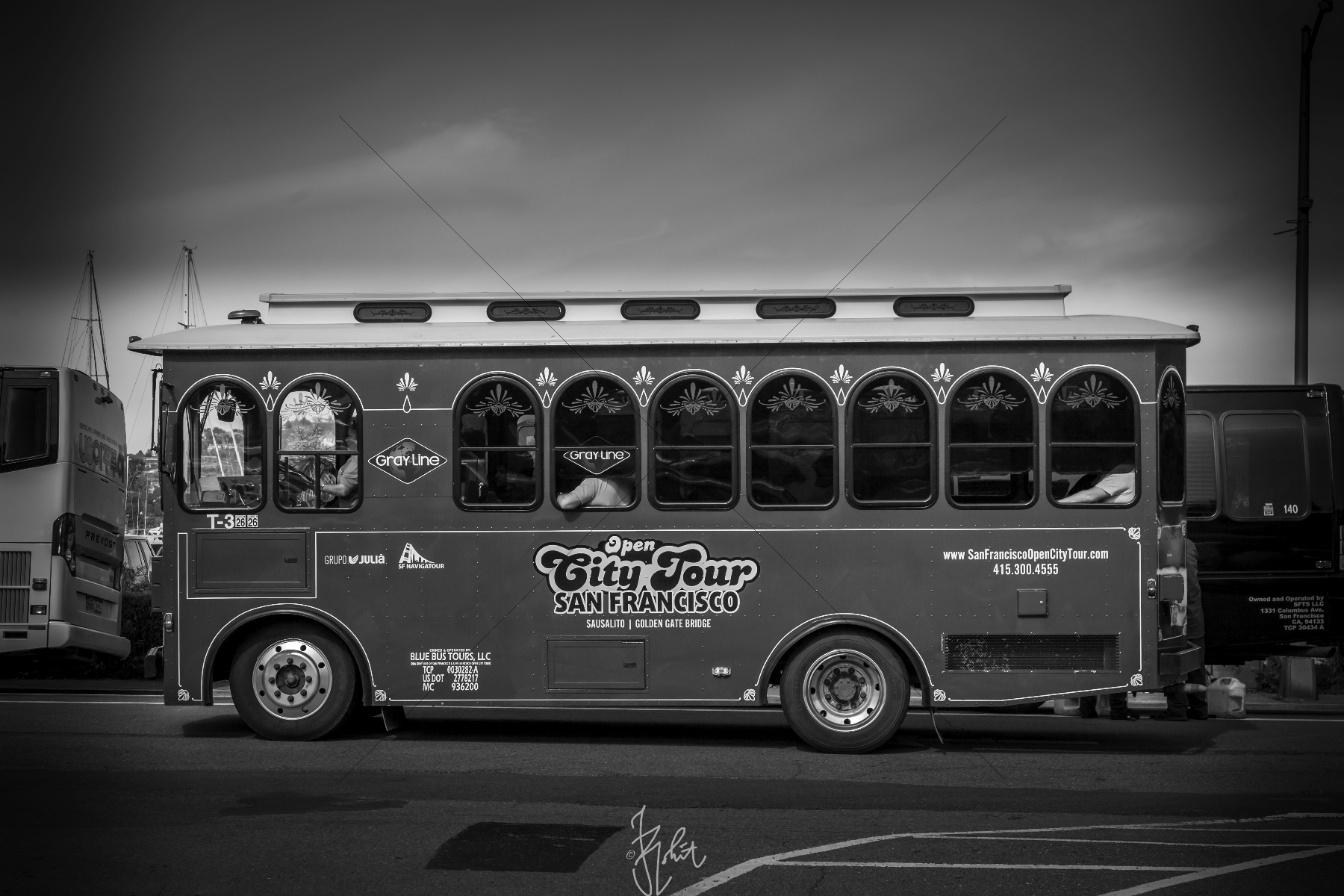 The World In Black And White 6" x 4" Photo Print