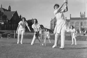 Ymca Women Playing Cricket Sydney University R Donaldson  23 6" x 4" Photo Print