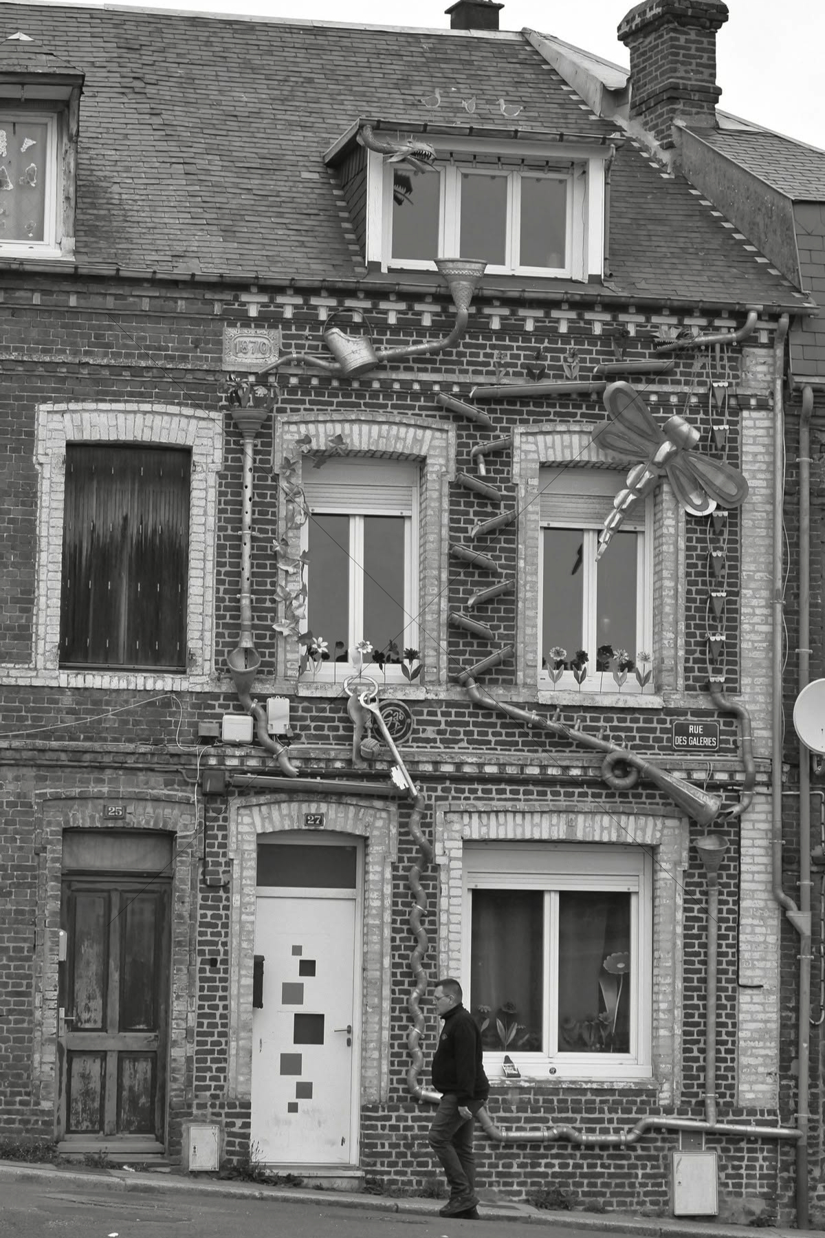 The World In Black And White 6" x 4" Photo Print