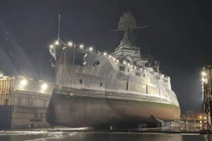 Battleship USS Texas lifted off to the water 6" x 4" Photo Print