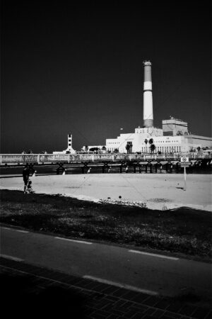 The World In Black And White 6" x 4" Photo Print