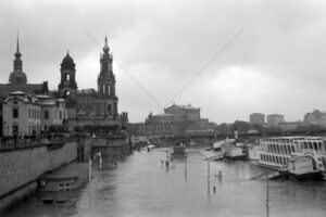 The World In Black And White 6" x 4" Photo Print