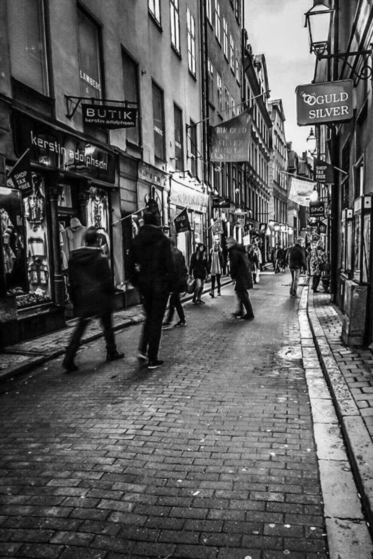 The World In Black And White 6" x 4" Photo Print