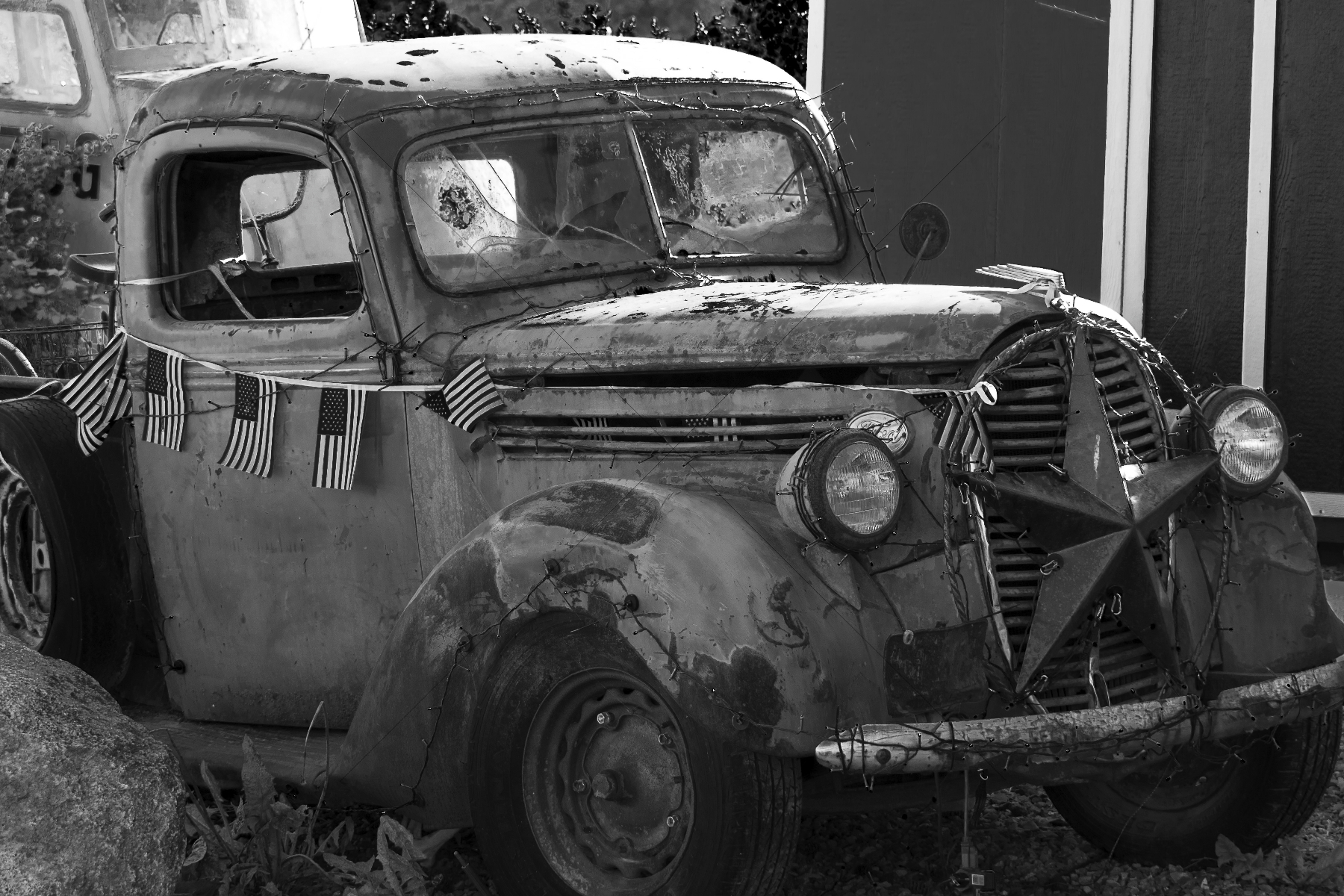 The World In Black And White 6" x 4" Photo Print