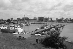 The World In Black And White 6" x 4" Photo Print