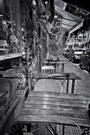 The World In Black And White 6" x 4" Photo Print