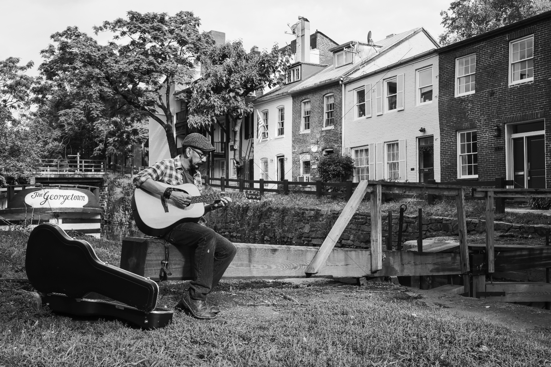 The World In Black And White 6" x 4" Photo Print