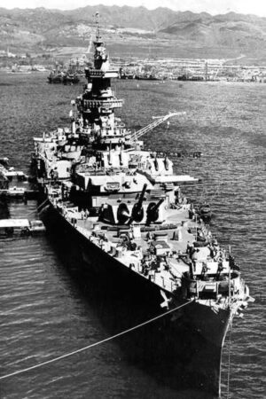 Large cruiser USS Alaska 6" x 4" Photo Print