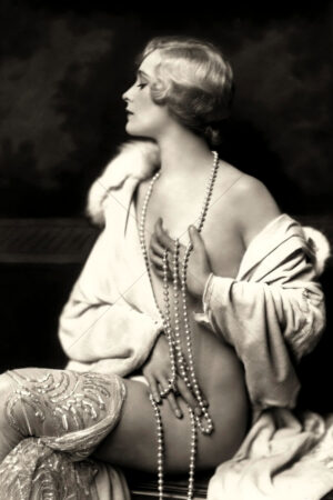 Muriel Finley Vintage 1920s Flapper Fur Pearls 6"x4" Photo Print
