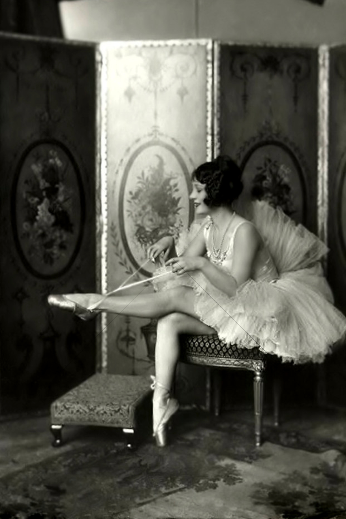 Ziegfeld Model 1920s Flapper Orientalist Fan 6"x4" Photo Print