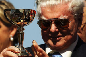 Bart Cummings ?The Cups King? Klazzik Sporting Icon Postcard