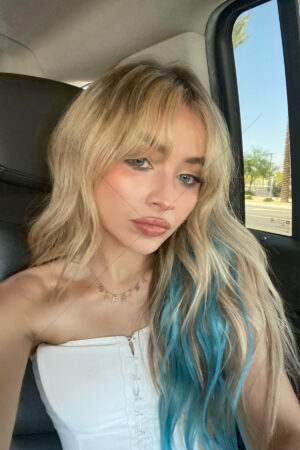 Sabrina Carpenter, Gorgeous Singer, Songwriter Photo Print - 6" x 4"