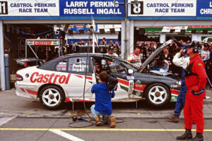 Larry Perkins Bathurst Pit Stop 6" x 4" Photo Print