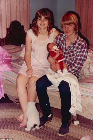 Anna Nicole Smith Family Portrait 1986 6" x 4" Photo Print