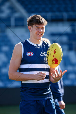 Connor O'Sullivan Geelong Football Club Action Portrait 6"x4" Photo Print