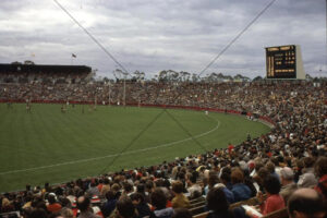 Essendon vs Carlton Waverley Park Wide View 6" x 4" Photo Print
