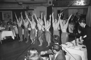 Roosevelt Floor Show Kings Cross 3 6" x 4" Photo Print