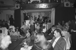 Roosevelt Floor Show Kings Cross Cabaret Performance 6" x 4" Photo Print