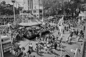 Royal Easter Show Moore Park 1997 Crowds 6" x 4" Photo Print