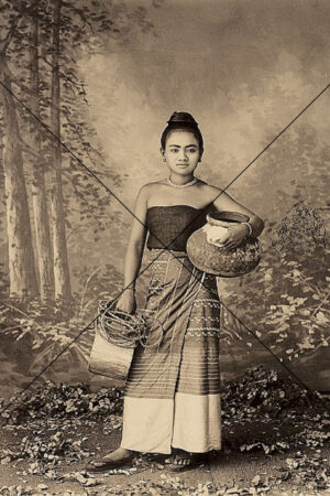 Burmese Woman with Pot and Basket 6" x 4" Photo Print