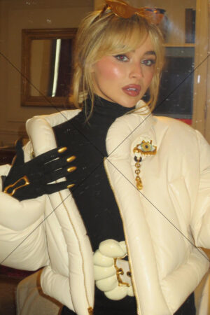 Sabrina Carpenter in white jacket and gold accessories portrait 6"x 4" Photo Print