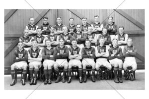1933 Tasmanian ANFC Carnival Team In Sydney 6"x 4" Photo Print
