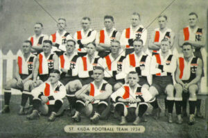 St Kilda 1934 Team In Colour Jumpers 6" x 4" Photo Print