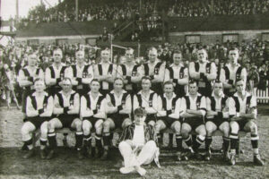 St Kilda 1937 Team Group Photo 6" x 4" Photo Print