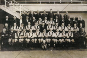 St Kilda 1937 Player Tour Party 6" x 4" Photo Print