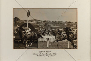 Beechwood Randwick 1935 Close Finish 6" x 4" Photo Print