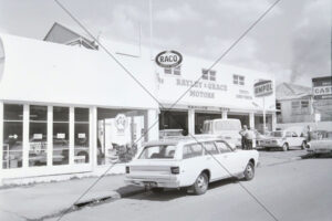 General Motors Garage Nambour street scene 1960 6" x 4" Photo Print