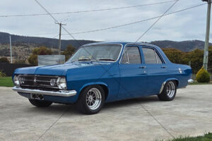 Hot HR Holden Sedan In Driveway 6" x 4" Photo Print