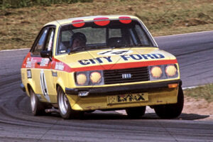 Lyndon Arnel Ford Escort Mk2 Oran Park 1976 6" x 4" Photo Print