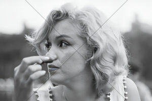 Marilyn Monroe Central Park 1957 Candid Profile 6" x 4" Photo Print