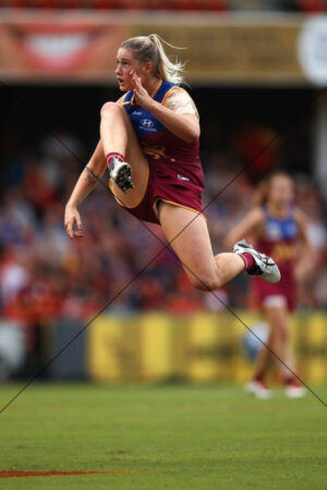 Tayla Harris Powerful Kick In Match Play 6x4 Photo Print